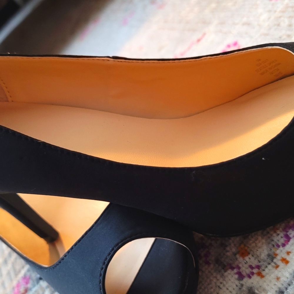 Black heels